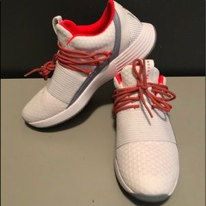 Under Armour Breathe Lace Running Shoes